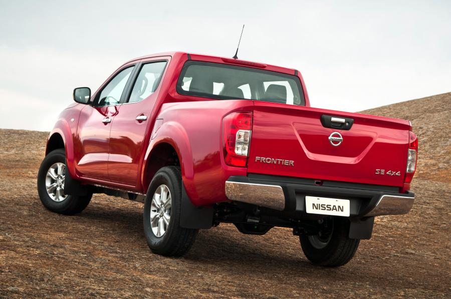  Nissan Frontier SE Double Cab (D23) 2017 года  (BR) (фото 11 из 22)